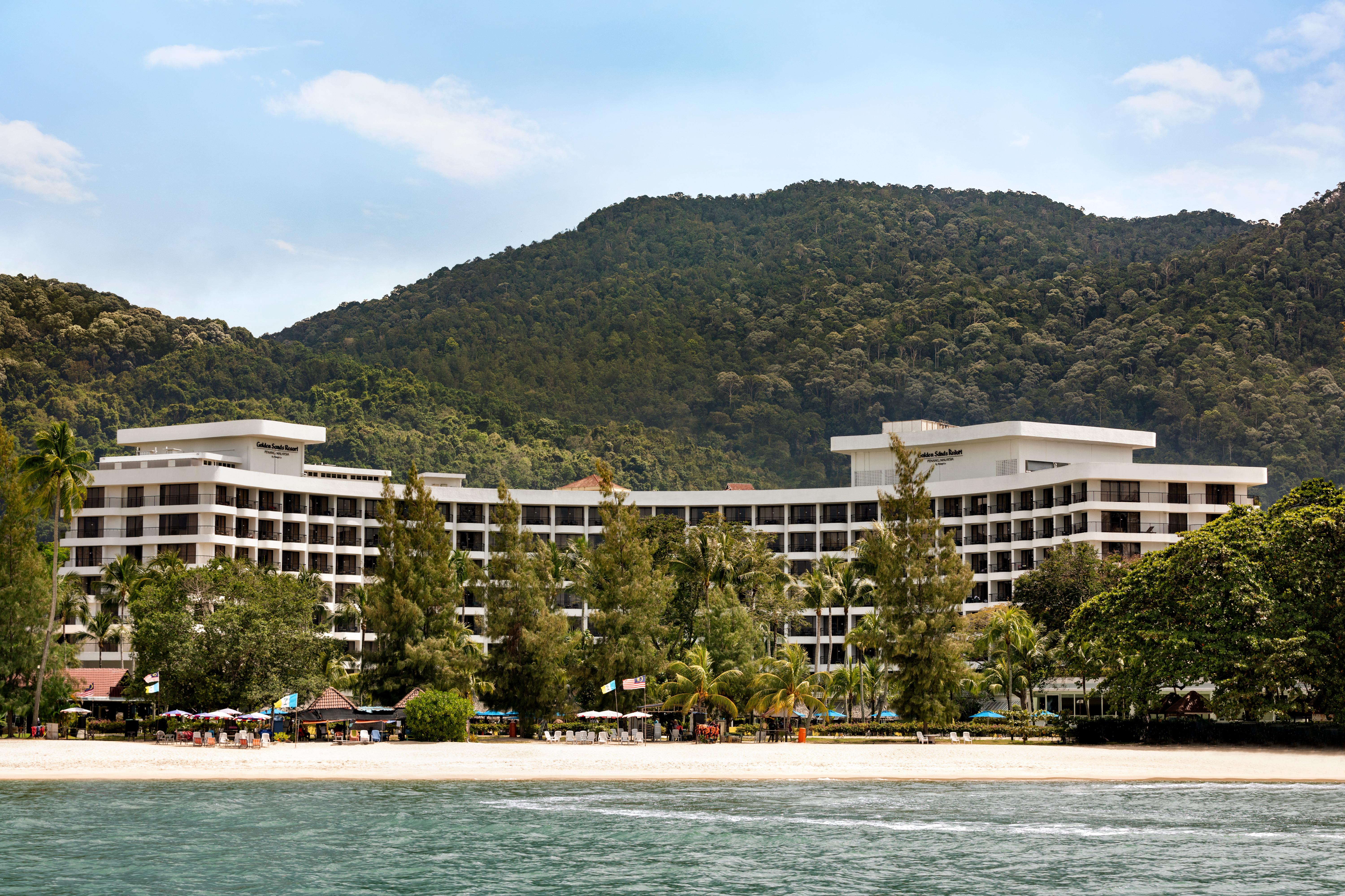 Shangri-La Golden Sands, Penang Бату Феринги Екстериор снимка